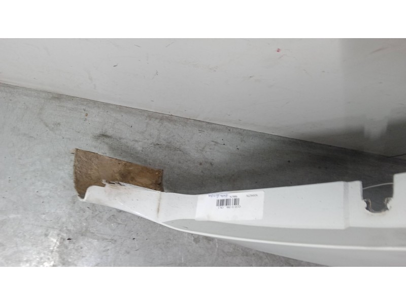 Recambio de aleta delantera derecha para renault clio ii (bb_, cb_) 1.2 (bb0a, bb0f, bb10, bb1k, bb28, bb2d, bb2h, cb0a,... refe