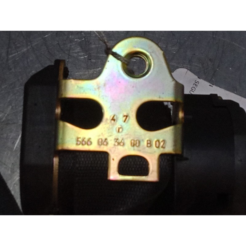 Recambio de cinturon seguridad delantero izquierdo para mercedes-benz clase a (w168) a 170 cdi (168.008) referencia OEM IAM 0560