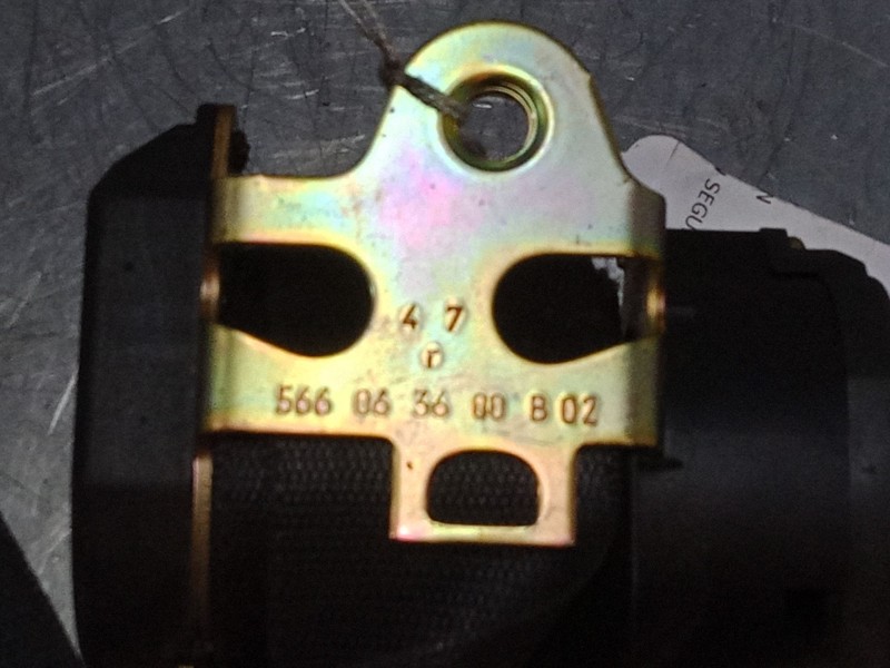 Recambio de cinturon seguridad delantero izquierdo para mercedes-benz clase a (w168) a 170 cdi (168.008) referencia OEM IAM 0560