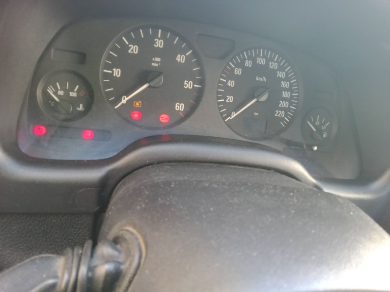 opel astra g hatchback (t98) del año 2003