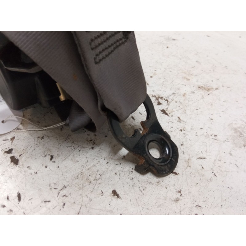 Recambio de cinturon seguridad trasero izquierdo para renault clio i (b/c57_, 5/357_) 1.2 (5/357y, 5/357k) referencia OEM IAM   