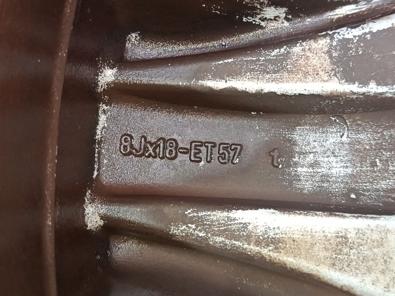 Recambio de llanta aluminio 18´´ para porsche cayenne (9pa) s 4.5 referencia OEM IAM   