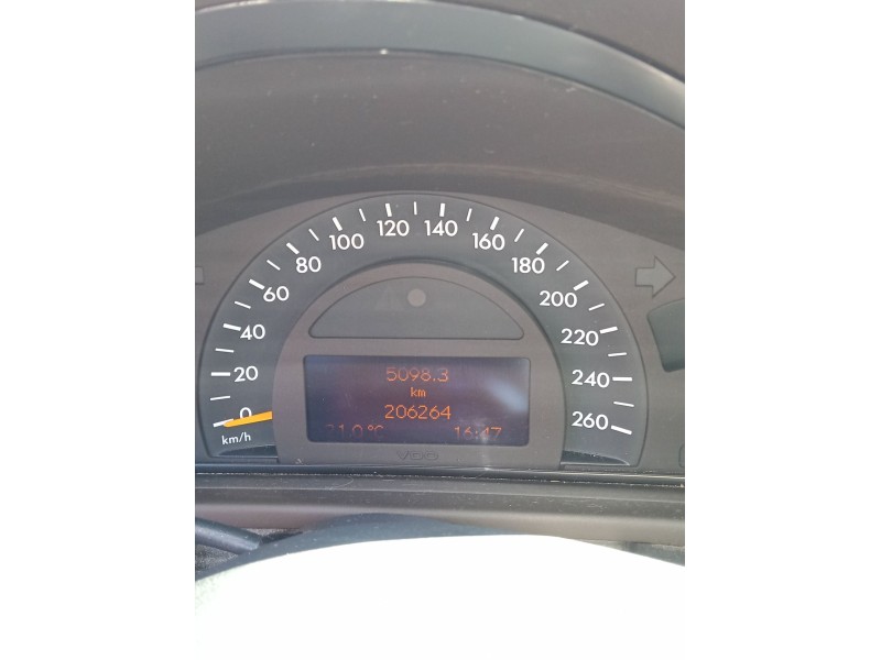 mercedes-benz clase c (w203) del año 2003