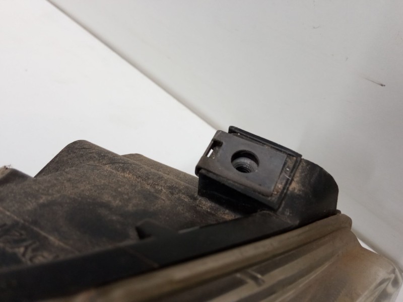 Recambio de faro derecho para peugeot 206 hatchback (2a/c) 2.0 hdi 90 referencia OEM IAM 9628666780  