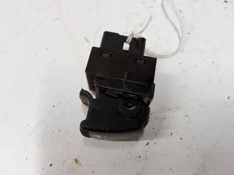 Recambio de mando elevalunas trasero derecho para hyundai matrix (fc) 1.6 referencia OEM IAM   