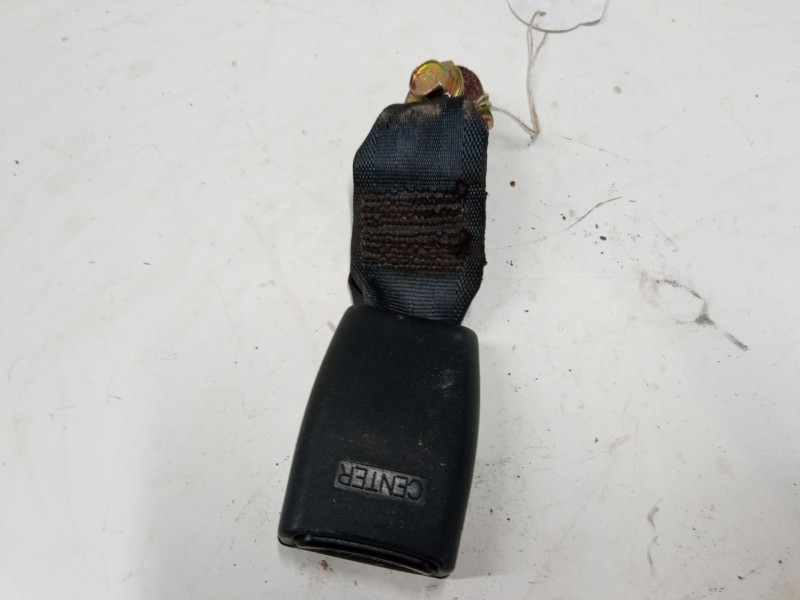 Recambio de anclaje cinturon trasero izquierdo para hyundai getz (tb) 1.5 crdi referencia OEM IAM   