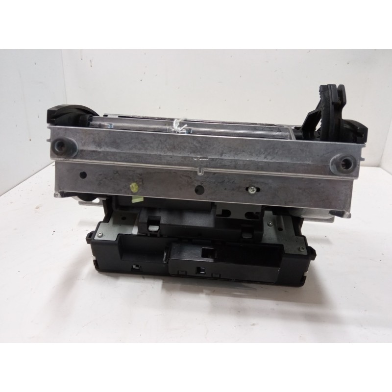 Recambio de pantalla multifuncion para audi a8 d3 (4e2, 4e8) 3.0 tdi quattro referencia OEM IAM 4E0857273F  