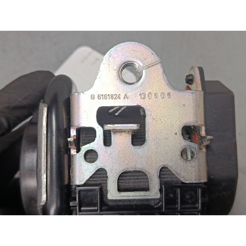 Recambio de cinturon seguridad delantero izquierdo para ford c-max ii (dxa/cb7, dxa/ceu) 1.6 ti referencia OEM IAM 615874900  