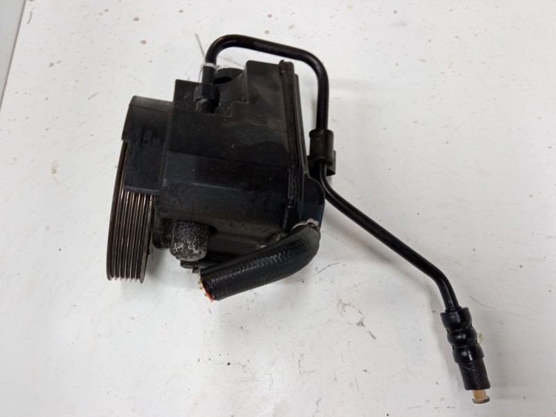 Recambio de bomba direccion para peugeot 206 hatchback (2a/c) 2.0 hdi 90 referencia OEM IAM   