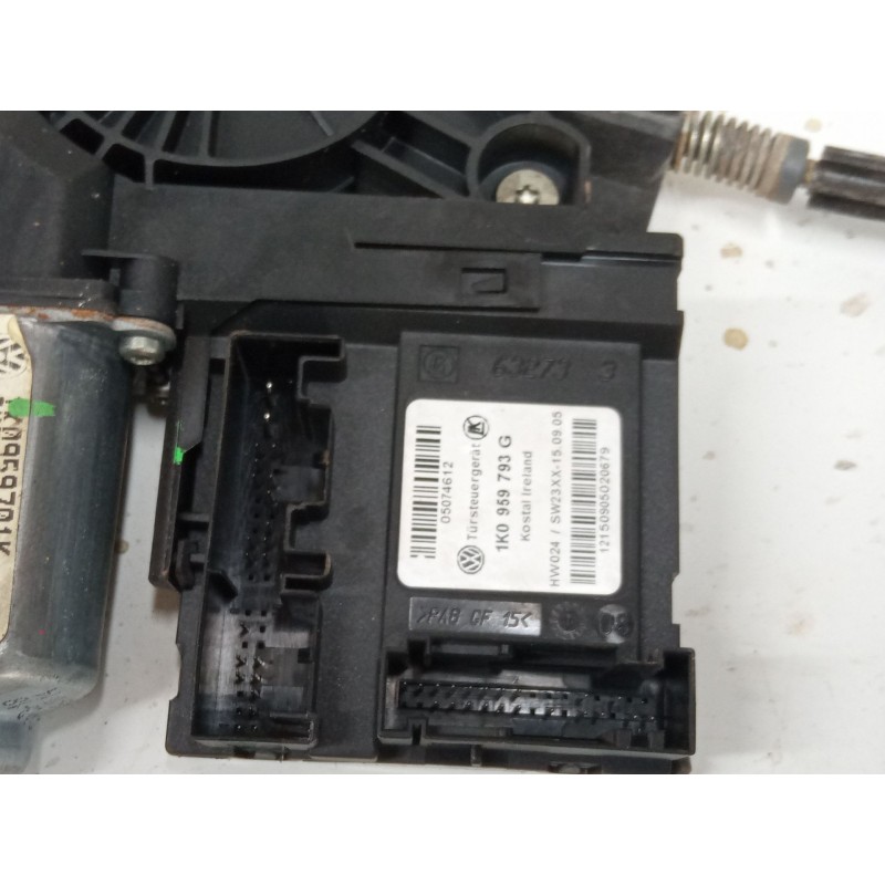 Recambio de elevalunas electrico izquierdo 3p para volkswagen golf v (1k1) 2.0 tdi 16v referencia OEM IAM 1K0959793G  