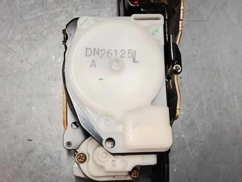 Recambio de cinturon seguridad delantero izquierdo para mitsubishi colt v (cj_, cp_) 1300 gl,glx (cj1a) referencia OEM IAM   