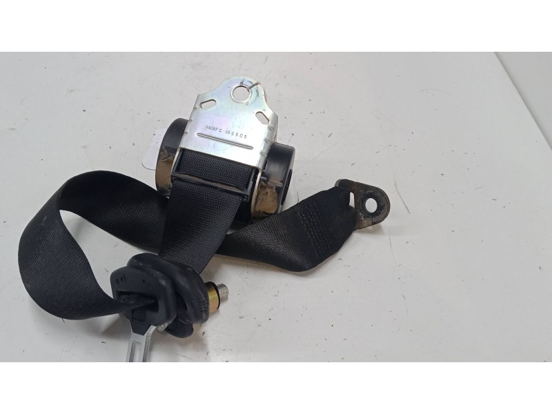 Recambio de cinturon seguridad trasero izquierdo para mitsubishi colt vi (z3_a, z2_a) 1.5 di-d (z39a) referencia OEM IAM   