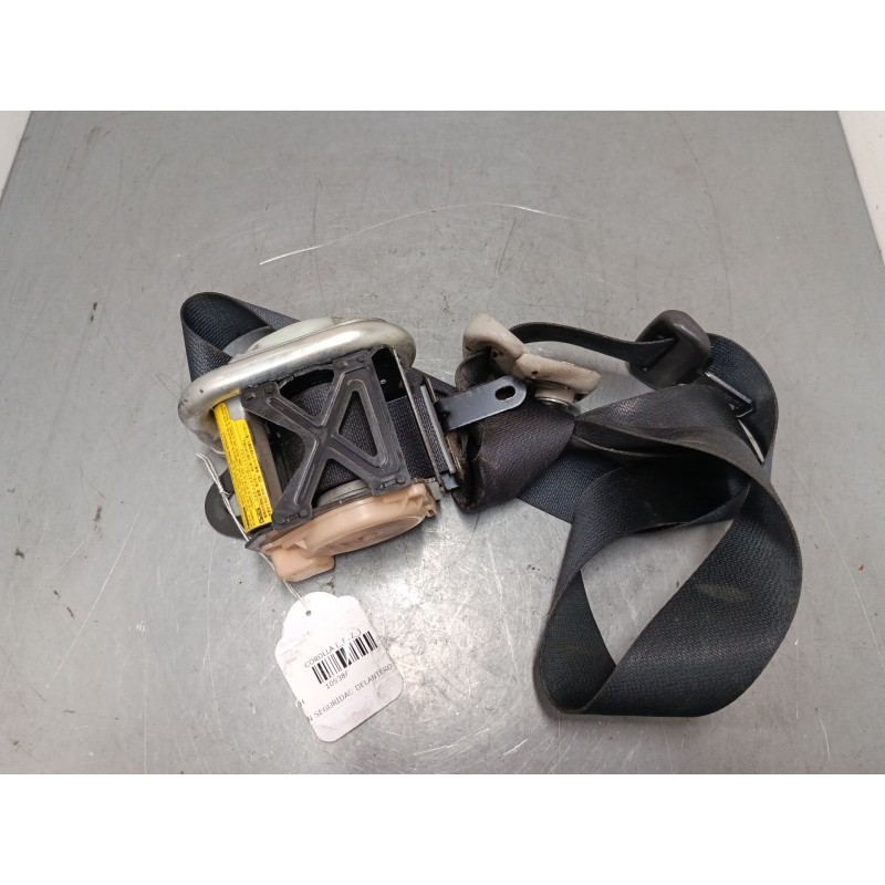 Recambio de cinturon seguridad delantero izquierdo para toyota corolla (_e12_) 1.4 vvt-i (zze120_) referencia OEM IAM C9147N  