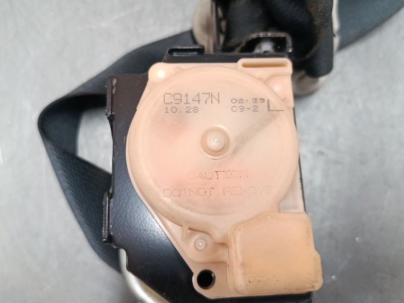 Recambio de cinturon seguridad delantero izquierdo para toyota corolla (_e12_) 1.4 vvt-i (zze120_) referencia OEM IAM C9147N  