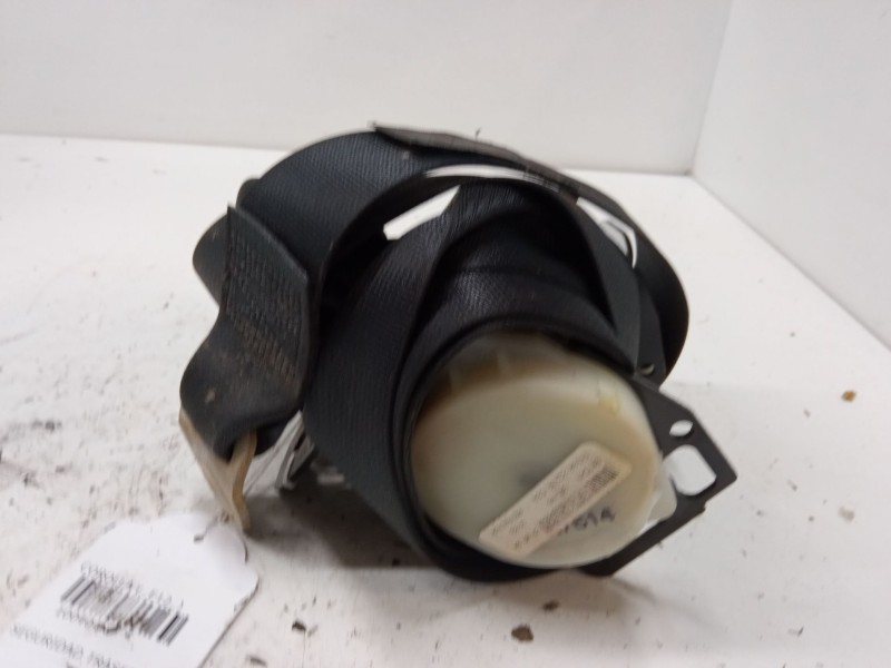 Recambio de cinturon seguridad trasero derecho para toyota corolla (_e12_) 2.0 d-4d (cde120r_, cde120l_) referencia OEM IAM   