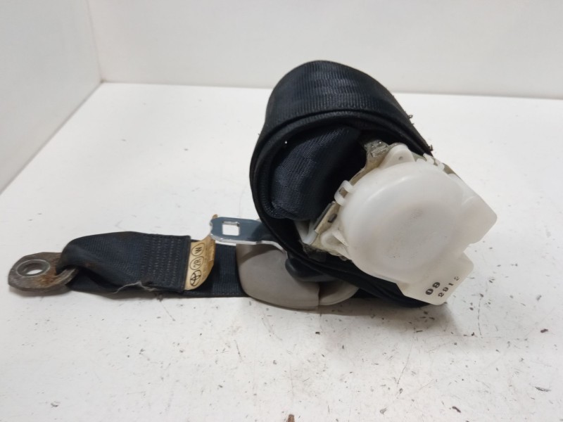 Recambio de cinturon seguridad trasero derecho para toyota corolla verso (zer_, zze12_, r1_) 1.8 (znr11_) referencia OEM IAM   