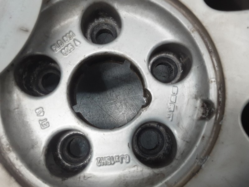 Recambio de llanta alumino 15´´ para seat ibiza iii (6l1) 1.9 sdi referencia OEM IAM   