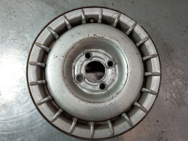 Recambio de llanta chapa 13´´ para volkswagen golf iii 1.8 gl 19 rv - 2e referencia OEM IAM   