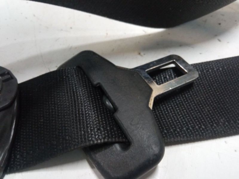 Recambio de cinturon seguridad delantero izquierdo para opel corsa d (s07) 1.4 (l08, l68) referencia OEM IAM   