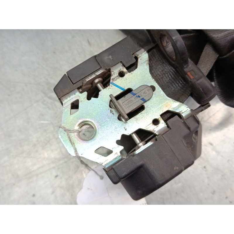 Recambio de cinturon seguridad delantero izquierdo para iveco daily v furgoneta 29s13, 29l13, 35c13, 35s13, 40c13, 40s13 referen