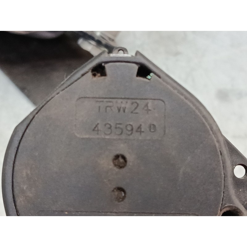 Recambio de cinturon seguridad delantero izquierdo para iveco daily v furgoneta 29s13, 29l13, 35c13, 35s13, 40c13, 40s13 referen