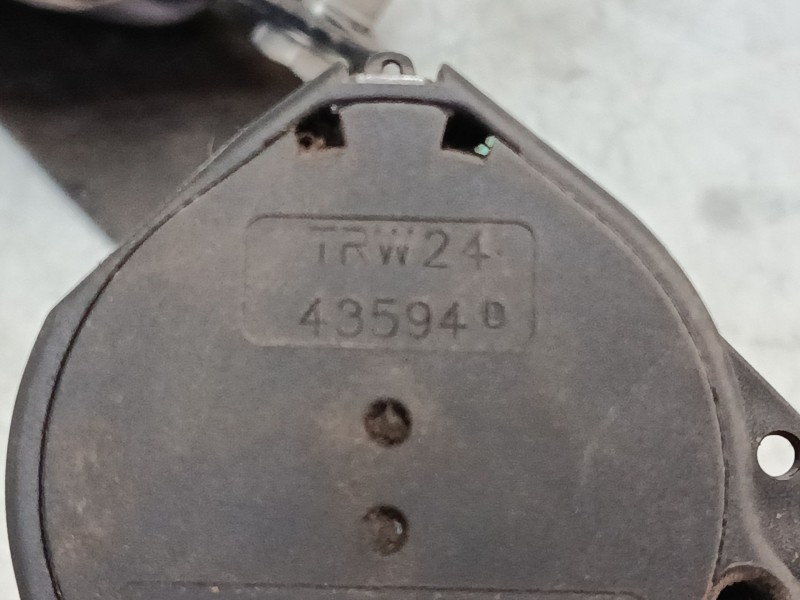 Recambio de cinturon seguridad delantero izquierdo para iveco daily v furgoneta 29s13, 29l13, 35c13, 35s13, 40c13, 40s13 referen