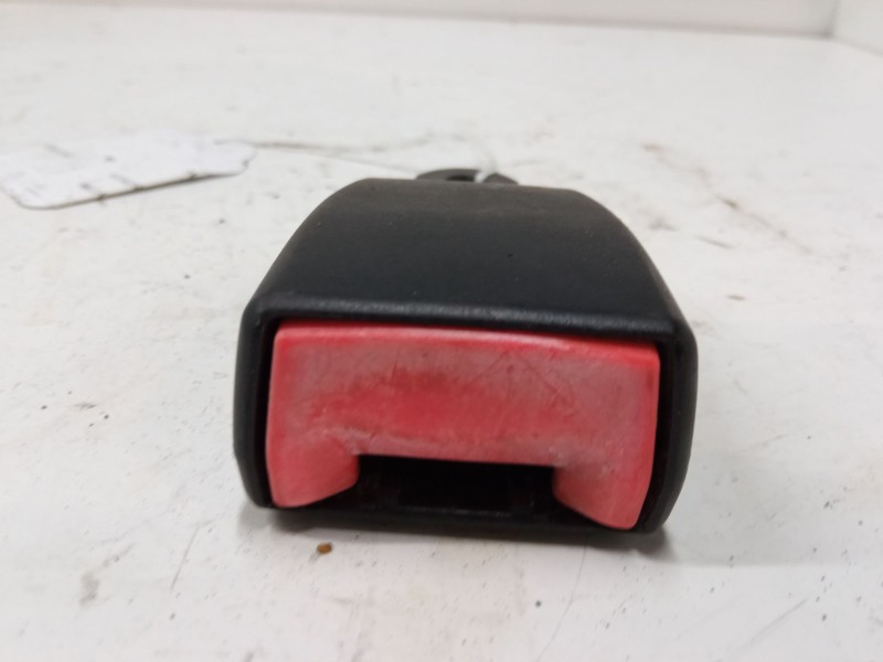 Recambio de anclaje cinturon delantero derecho para fiat panda / panda classic (169_) 1.3 d multijet (169.axc1a) referencia OEM 