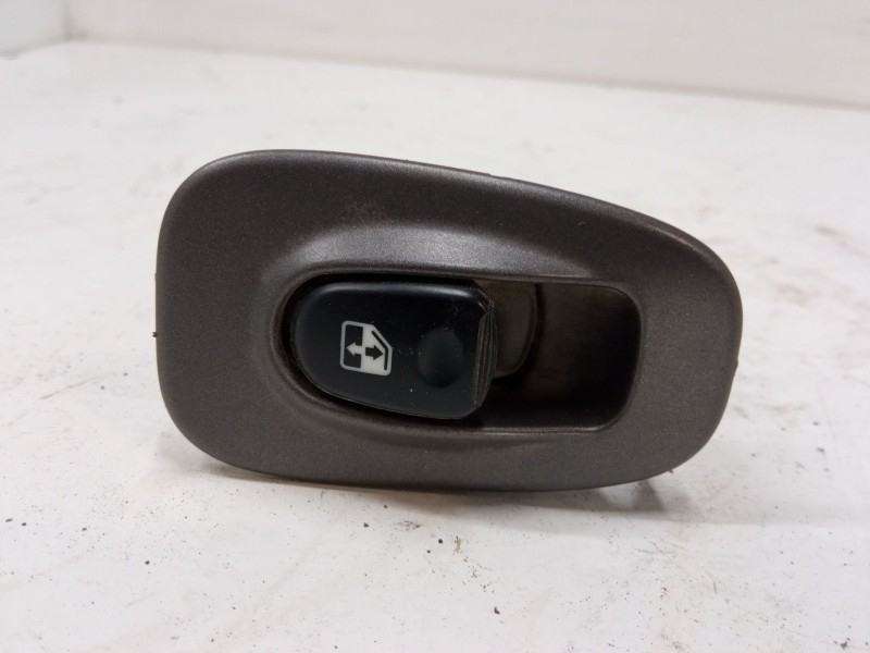 Recambio de mando elevalunas trasero derecho para hyundai accent ii (lc) 1.5 referencia OEM IAM   