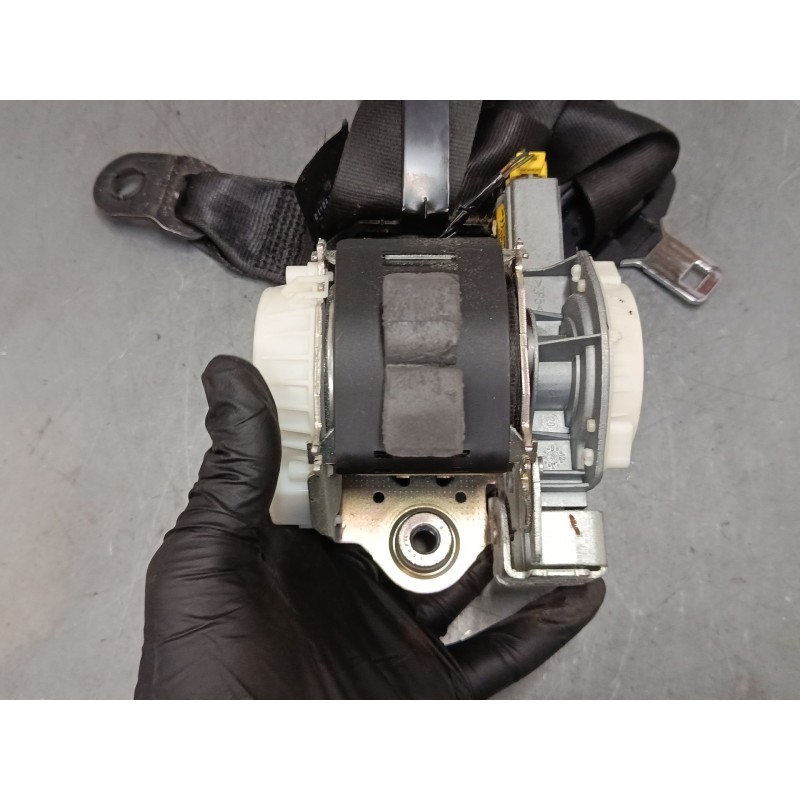 Recambio de cinturon seguridad delantero izquierdo para ford fiesta vi (cb1, ccn) 1.25 referencia OEM IAM 34146087A  