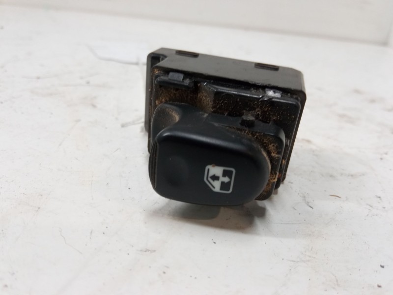 Recambio de mando elevalunas delantero derecho para hyundai accent ii (lc) 1.5 referencia OEM IAM   