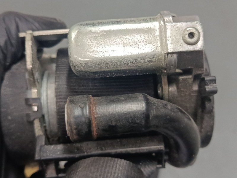 Recambio de cinturon seguridad delantero izquierdo para seat ibiza iv sc (6j1, 6p5) 1.4 referencia OEM IAM 6153343  