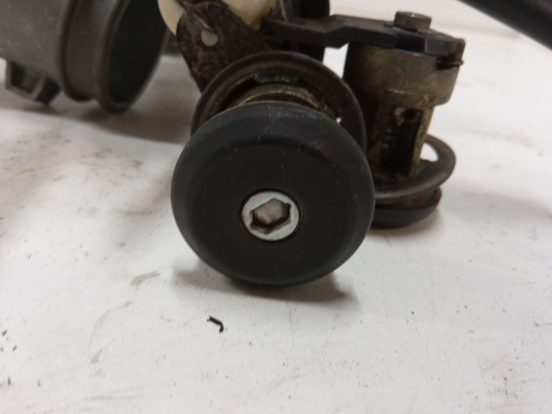 Recambio de kit bombines para ford fiesta iii (gfj) 1.1 referencia OEM IAM   