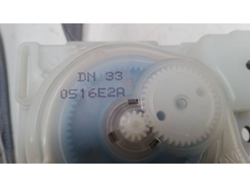 Recambio de cinturon seguridad trasero izquierdo para mitsubishi galant viii (ea_) 2.0 (ea2a) referencia OEM IAM 0516E2A  