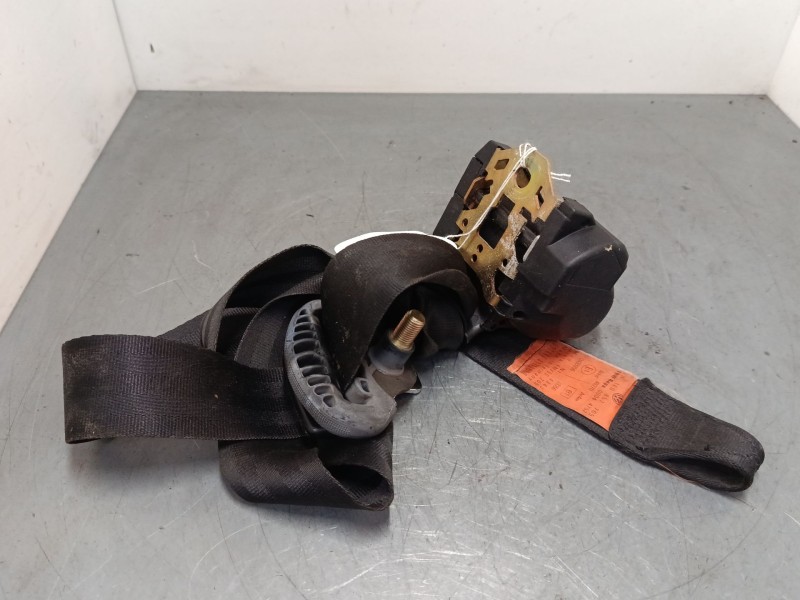 Recambio de cinturon seguridad tercera fila izquierdo para volkswagen golf iii cabriolet (1e7) 1.8 referencia OEM IAM   