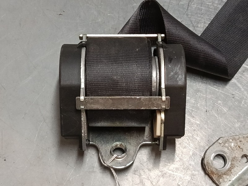 Recambio de cinturon seguridad trasero derecho para volkswagen golf vi (5k1) 1.2 tsi referencia OEM IAM 618019000  