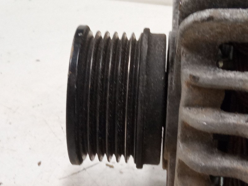 Recambio de alternador para jeep renegade suv (bu, b1, bv) 1.6 crd referencia OEM IAM 51884351  