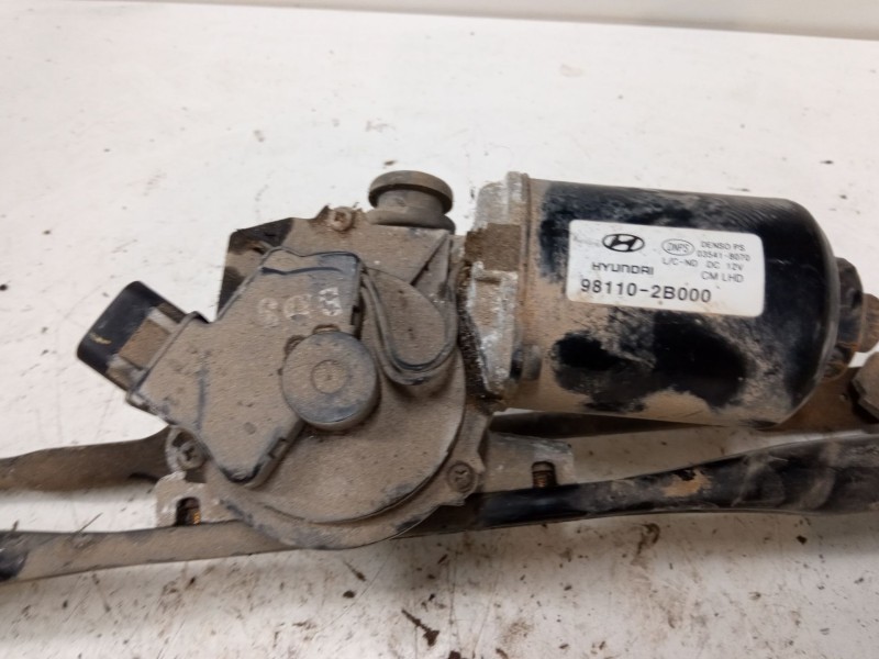 Recambio de motor limpia delantero para hyundai santa fé ii (cm) 2.2 crdi gls referencia OEM IAM 981102B000  