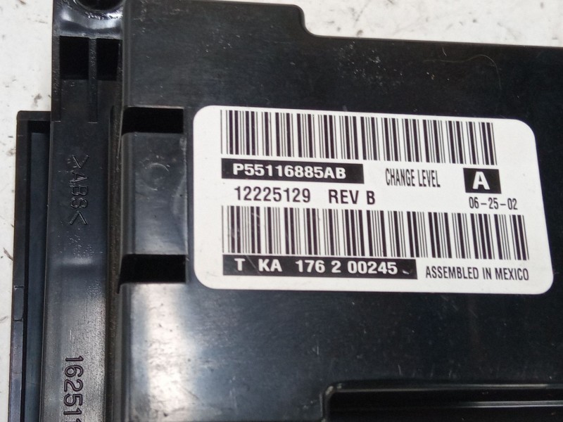 Recambio de mando climatizador para jeep grand cherokee ii (wj, wg) 2.7 crd 4x4 referencia OEM IAM P55116885AB  