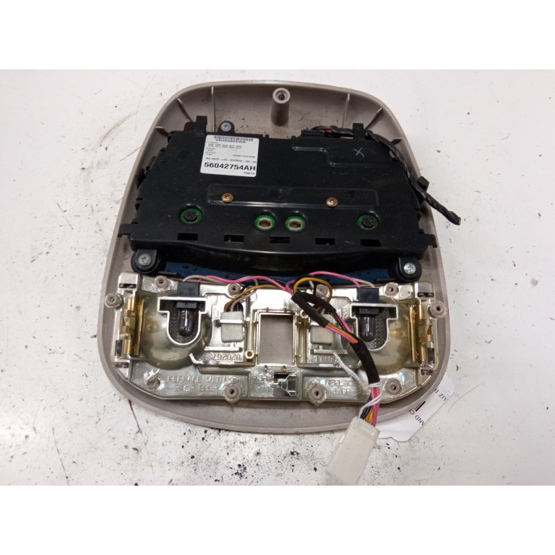 Recambio de luz interior delantera para jeep grand cherokee ii (wj, wg) 2.7 crd 4x4 referencia OEM IAM 56042754AH  