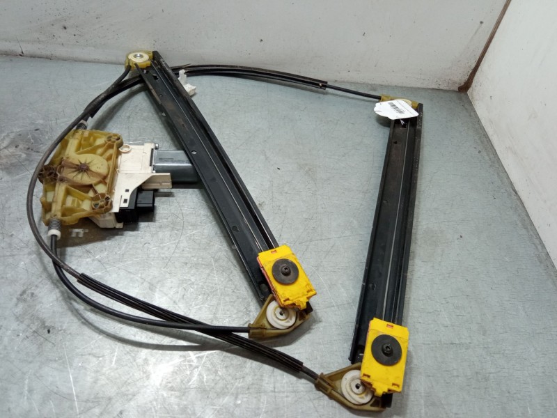 Recambio de motor elevaluna delantero izquierdo para audi a6 c6 (4f2) 2.0 tdi referencia OEM IAM   