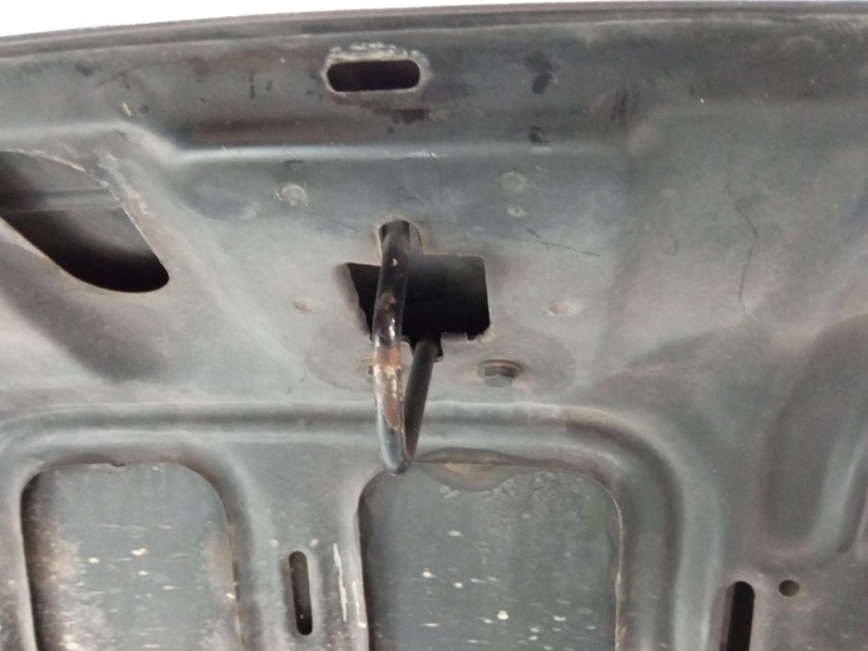 Recambio de capo para ford fiesta iii (gfj) 1.1 referencia OEM IAM   