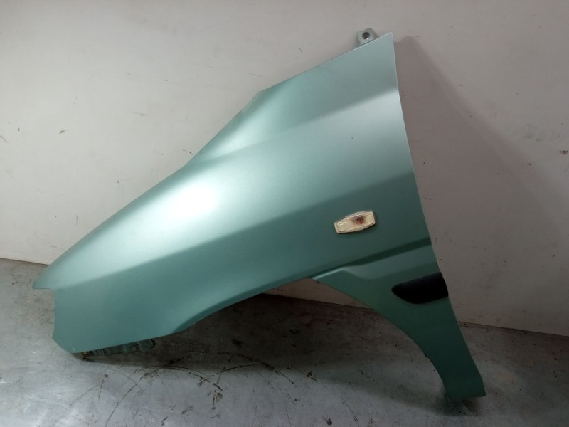 Recambio de aleta delantera izquierda para hyundai matrix (fc) 1.6 referencia OEM IAM   