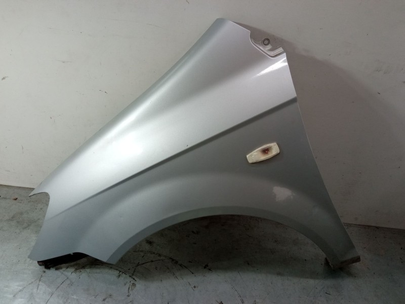 Recambio de aleta delantera izquierda para hyundai getz (tb) 1.1 referencia OEM IAM   