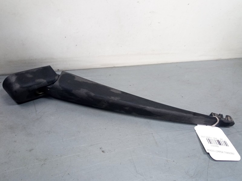 Recambio de brazo limpia trasero para peugeot 207/207+ (wa_, wc_) 1.6 hdi referencia OEM IAM   