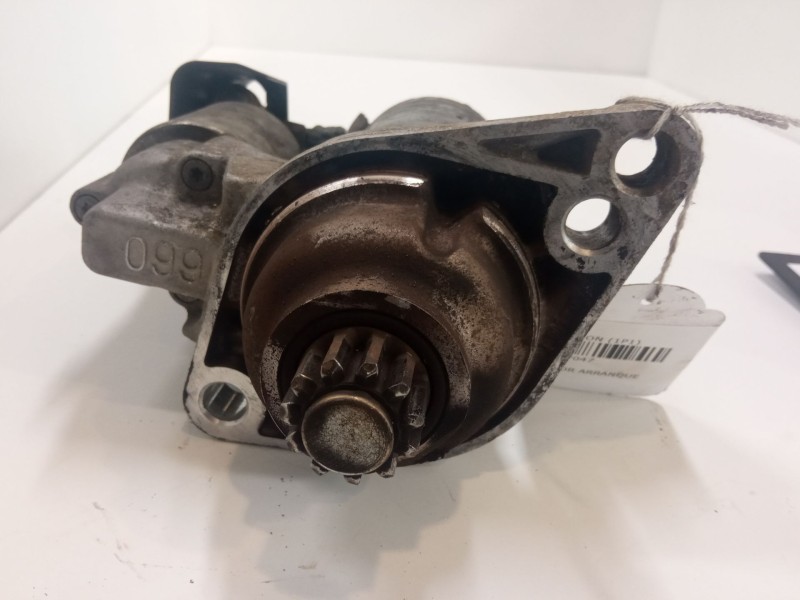 Recambio de motor arranque para seat leon (1p1) 1.6 tdi referencia OEM IAM 0001123028  