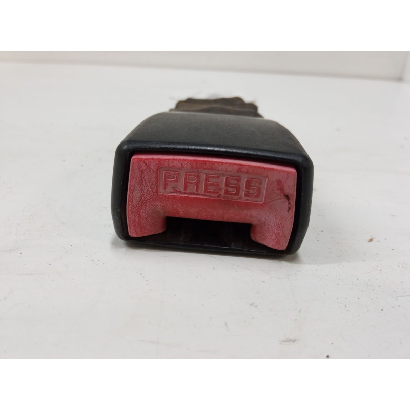 Recambio de anclaje cinturon trasero izquierdo para citroën berlingo / berlingo first monospace (mf_, gjk_, gfk_) 1.6 hdi 75 (mf