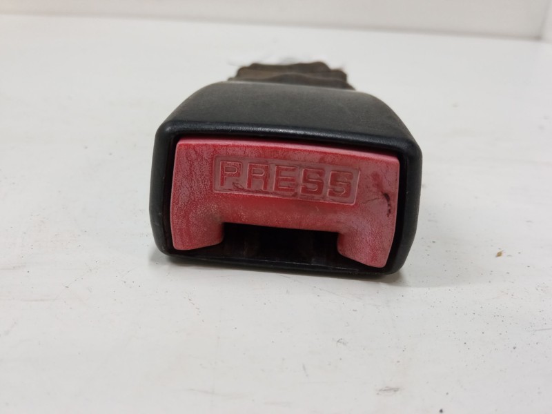 Recambio de anclaje cinturon trasero izquierdo para citroën berlingo / berlingo first monospace (mf_, gjk_, gfk_) 1.6 hdi 75 (mf