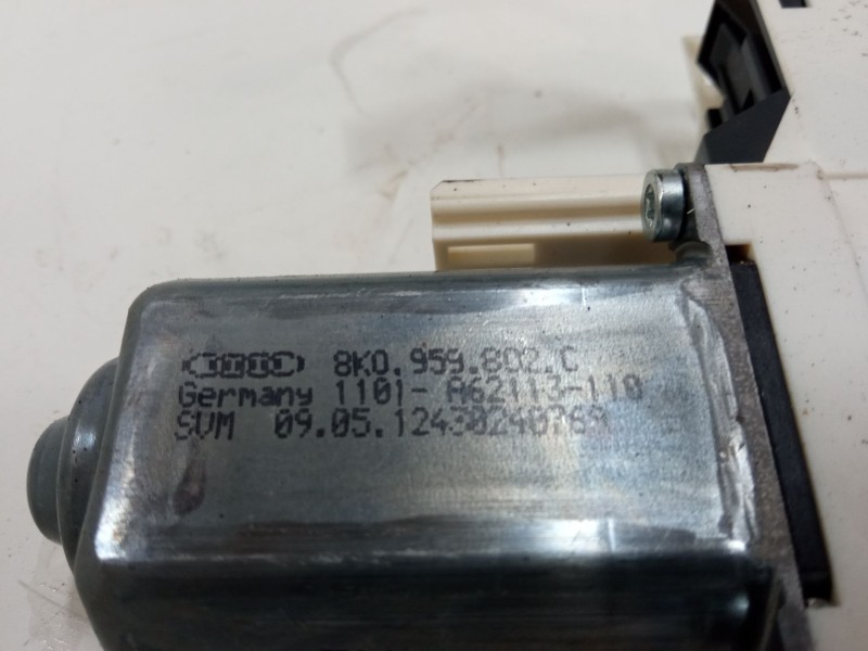 Recambio de motor elevaluna delantero derecho para audi a1 sportback (8xa, 8xf) 1.2 tfsi referencia OEM IAM 8K0959802C  