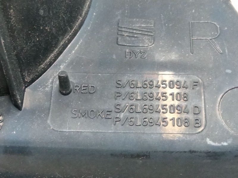 Recambio de piloto trasero porton derecho para seat ibiza iii (6l1) 1.9 sdi referencia OEM IAM   