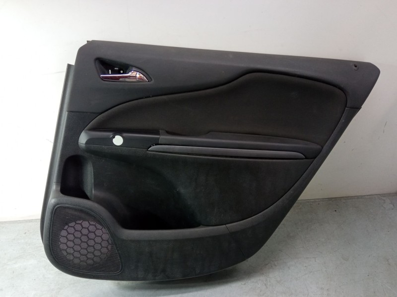 Recambio de guarnecido puerta trasera derecha para opel zafira tourer c (p12) 1.6 cdti (75) referencia OEM IAM 20893826  